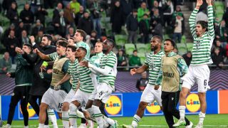 A győztes Ferencváros játékosai a labdarúgó Európa-liga alapszakasza harmadik fordulójának Ferencvárosi TC - Torreense mérkőzése végén a Groupama Arénában 2026. október 22-én. A Ferencváros 4-1-re győzött.