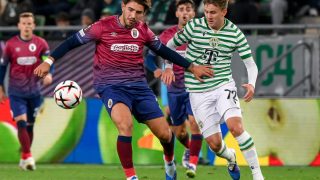 Madarász Ádám, a Ferencváros (j) és Joao Marques, a Torreense játékosa a labdarúgó Európa-liga alapszakasza harmadik fordulójának Ferencvárosi TC - Torreense mérkőzésén a Groupama Arénában 2026. október 22-én.