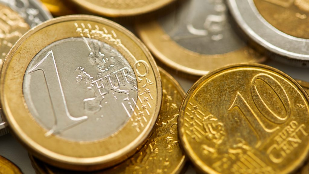 Hitelminősítők szerint Magyarország jó úton halad, hogy 2032-ben csatlakozhasson az euróövezethez