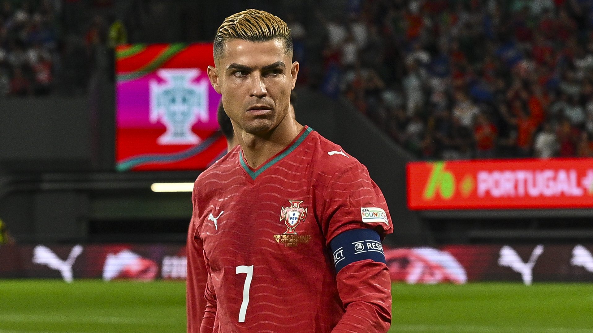 Cristiano Ronaldo Wales ellen.
