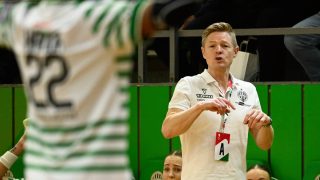 Jesper Jensen, a Ferencváros vezetőedzője a női kézilabda NB I-ben játszott FTC-Rail Cargo Hungaria - Dunaújvárosi Kohász KA mérkőzésen a fővárosi Elek Gyula Arénában 2026. január 4-én.