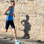 A későbbi győztes Karsai Gábor (j) a 41. Wizz Air Budapest Félmaraton versenyen a Henryk Slawkin rakparton 2026. szeptember 6-án.