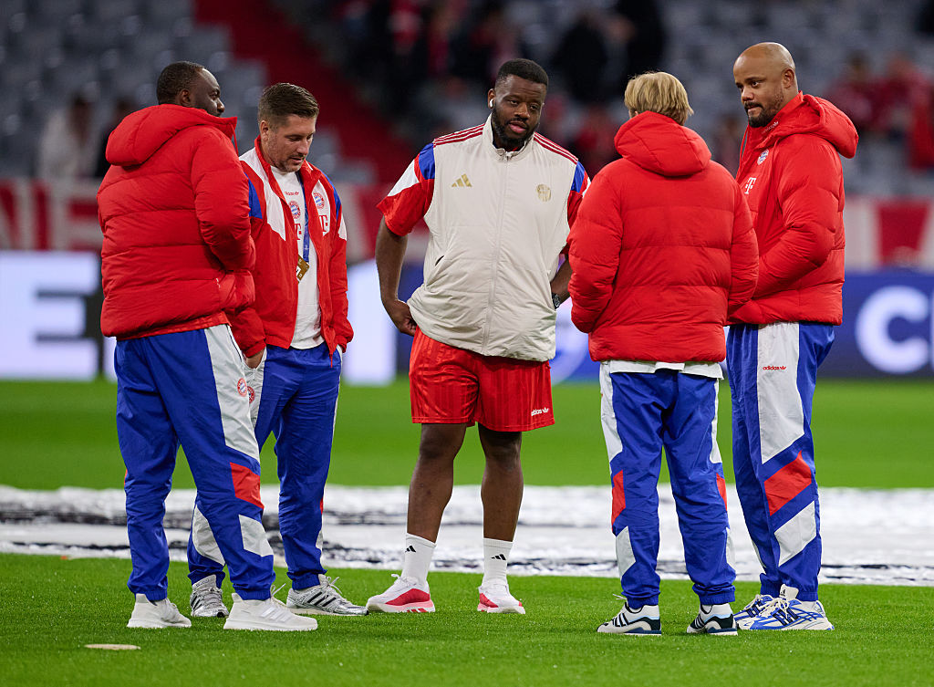 Vincent Kompany betegsége ellenére ott volt a Bayern München Arsenal elleni Bajnokok Ligája-mérkőzésen