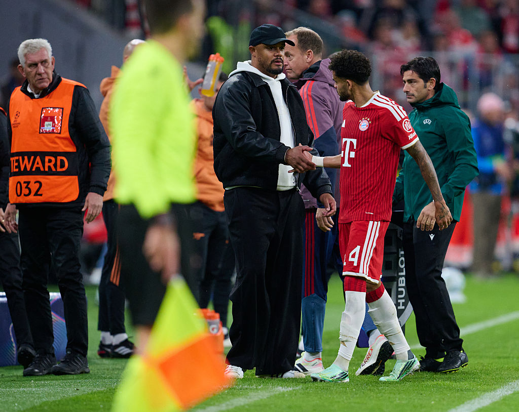 Vincent Kompany betegsége ellenére ott volt a Bayern München Arsenal elleni Bajnokok Ligája-mérkőzésen