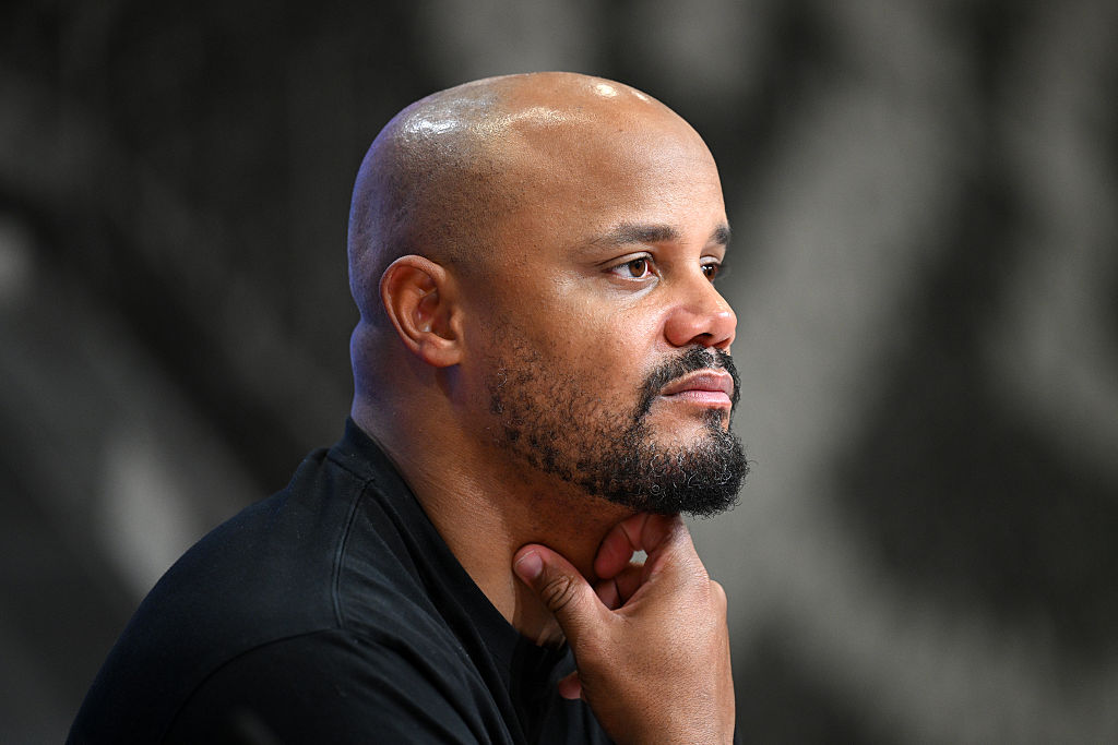 Vincent Kompany betegsége ellenére ott volt a Bayern München Arsenal elleni Bajnokok Ligája-mérkőzésen