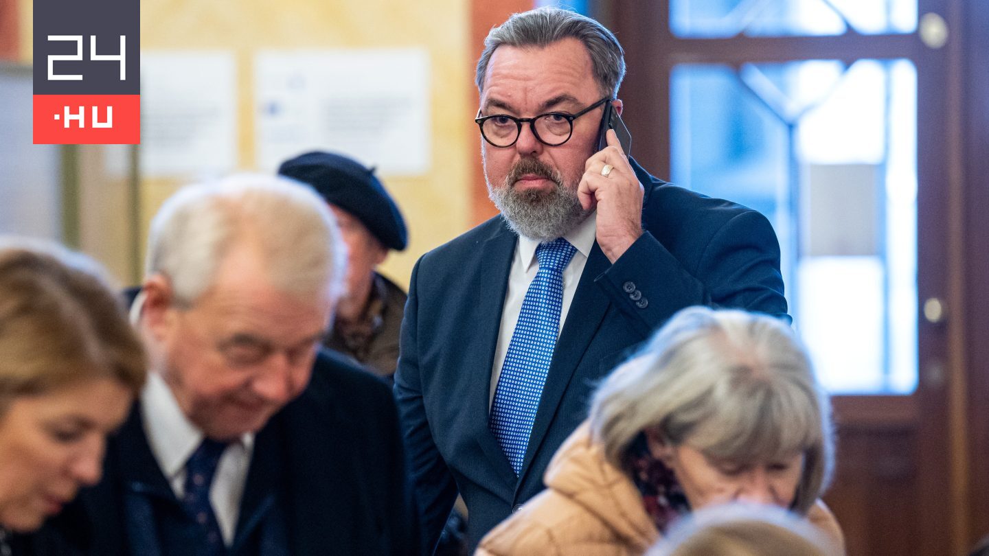 „Elég volt a képmutatásból!” – az Irodalmi Szakszervezetnek nem tetszik a NER-es kultúrpolitikusok helyezkedése