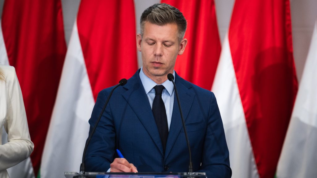 Magyar Péter lett idén a Time magazin egyik legbefolyásosabb feltörekvő vezetője