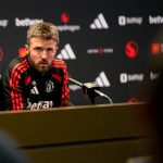 Michael Carrick a pénteki sajtótájékoztatóján.