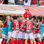 Bombagólja után Szalai Gábor nyakába ugrottak a csapattársak.