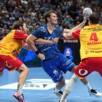 Magnus Rod, a Szeged (k), valamint Steven Plucnar Jacobsen (b) és Andreas Magaard, a dán GOG játékosai a férfi kézilabda Bajnokok Ligája első csoportkörének 5. fordulójában játszott OTP Bank-Pick Szeged - GOG mérkőzésen a szegedi Pick Arénában 2026. október 22-én.