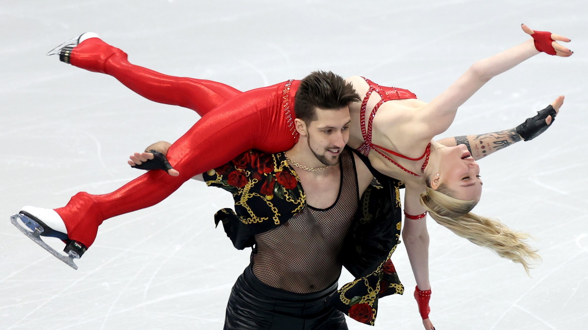 Ignateva Mariia és Szemko Danijil Leonyidovics ritmustánca a jégtáncosok versenyében, a sheffieldi műkorcsolya és jégtánc Európa-bajnokságon 2026. január 16-án.