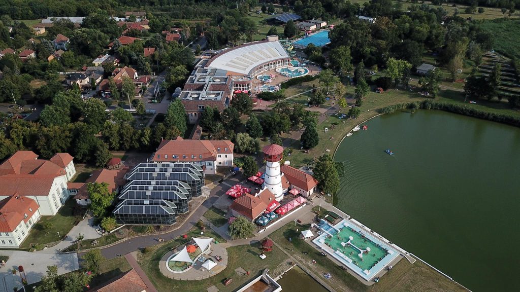 Hamarosan újra kinyithat a népszerű alföldi fürdő
