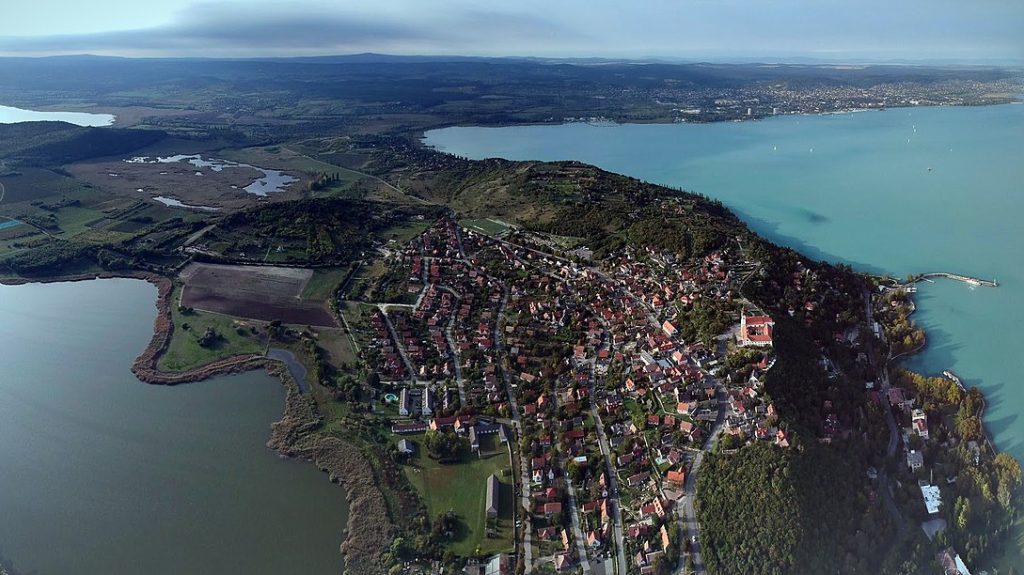 Tihanyban a legdrágábbak a nyaralók: 2 millióhoz közelít az átlagos négyzetméterár