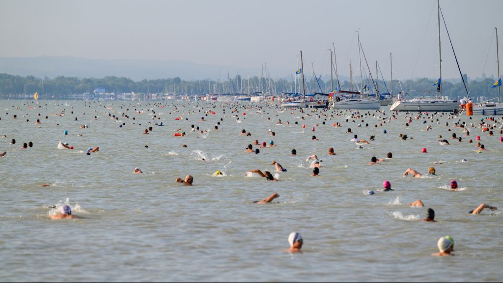 Többen már nem nevezhetnek a Balaton-átúszásra