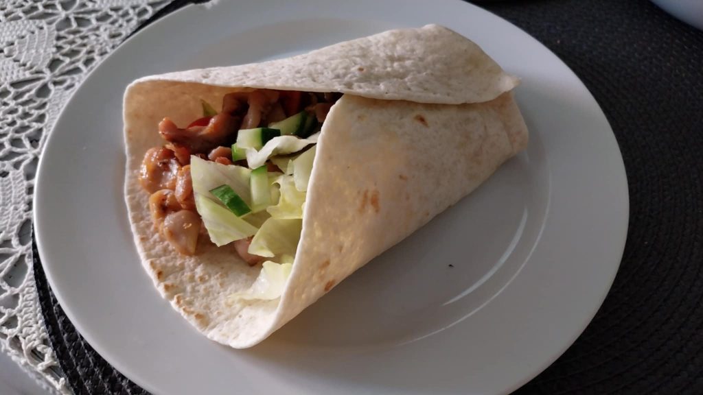 Nem mindennapi recept: bográcsban készült gírosz