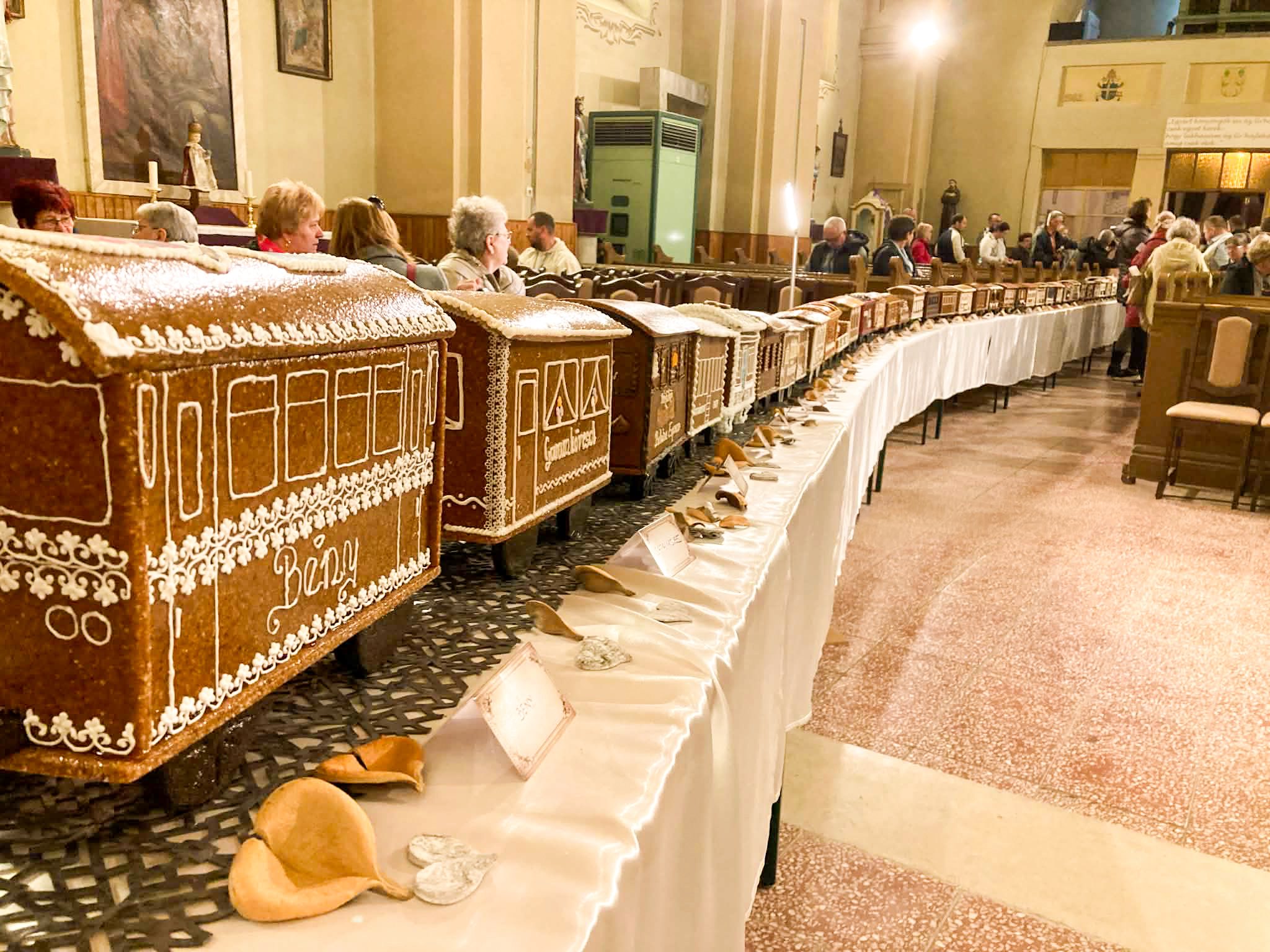 Magyar rekord: 26 méteres grillázsvonat készült a hevesi faluban 2