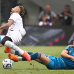 neymar térdműtét egy hónapos kihagyás santos brazil foci