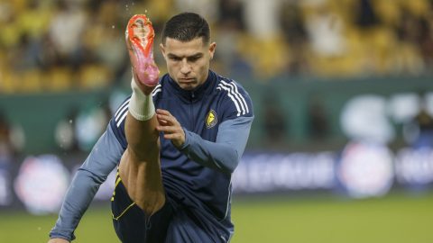 Cristiano Ronaldo szaunázás félmeztelen kép