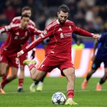 Szoboszlai Dominik, a Liverpool FC játékosa szerezte az egyetlen gólt az UEFA Bajnokok Ligája 6. fordulójában az Inter ellen, a milánói San Siro Stadionban, 2025. december 9-én.