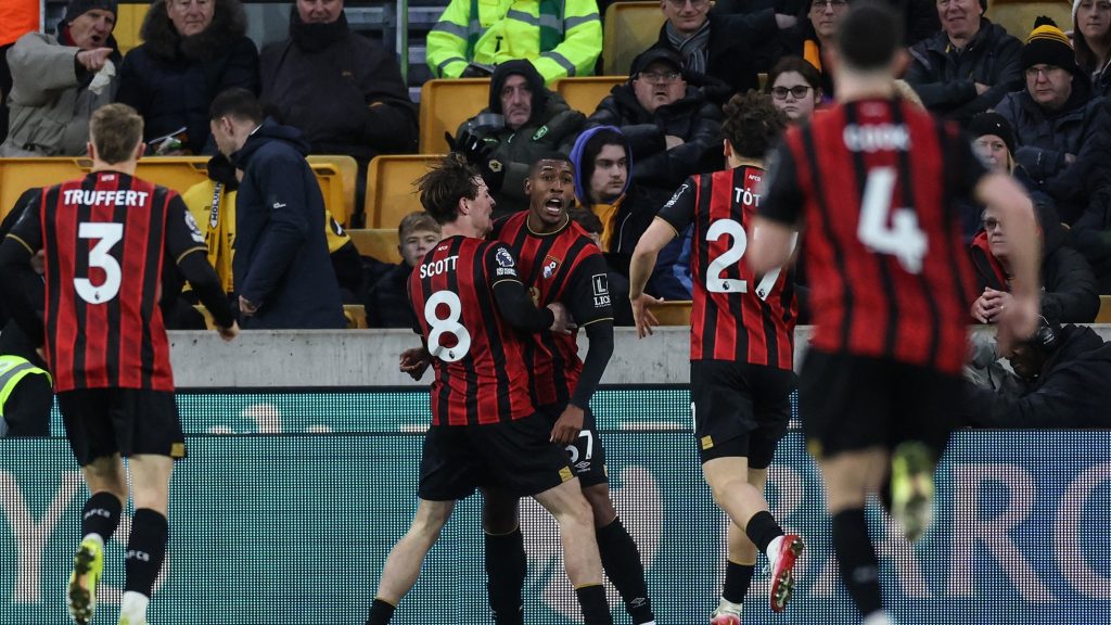 Tóth Alex Wolverhampton Bournemouth Premier League