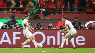 Brhim Diaz ünnepli a Kamerunnak lőtt gólját.