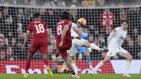 Szoboszlai Dominik gólt lőtt a Barnsley-nak.