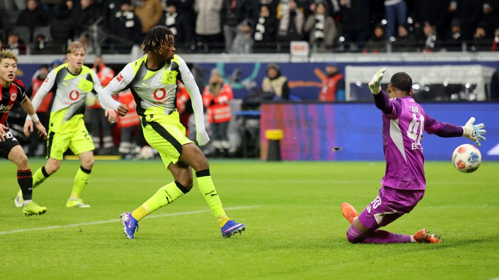 Chukwuemeka pontot érő gólja.