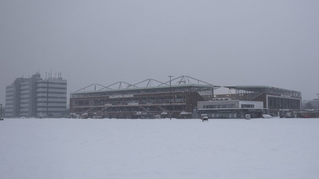 A hamburgi St. Pauli hófödte stadionja.