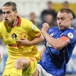 ISTANBUL, TURKIYE - NOVEMBER 8: Attila Szalai (R) of Kasimpasa in action against Arda Okan Kurtulan (C) of Goztepe during the Trendyol Super Lig week 12 match at Recep Tayyip Erdogan Stadium in Istanbul, Turkiye, on November 8, 2025. Arife Karakum / Anadolu
