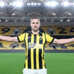 Varga Barnabás az AEK Athén mezében.