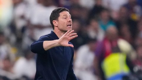 Xabi Alonso head coach of Real Madrid gives instructions during the Spanish Super Cup final match between FC Barcelona and Real Madrid at King Abdullah Sports City Hall Stadium on January 11, 2026 in Jeddah, Saudi Arabia. (Photo by Jose Breton/Pics Action/NurPhoto)