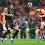 Khephren Thuram és Roland Sallai.