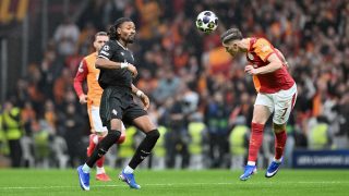 Khephren Thuram és Roland Sallai.