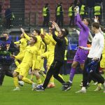 A Bodö/Glimt játékosai ünnepelnek az Inter kiejtése után.