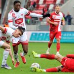 Szakos Bence, a Diósgyõr (j), és Bogdan Melnyk (b), valamint Ridwan Popoola (b2)