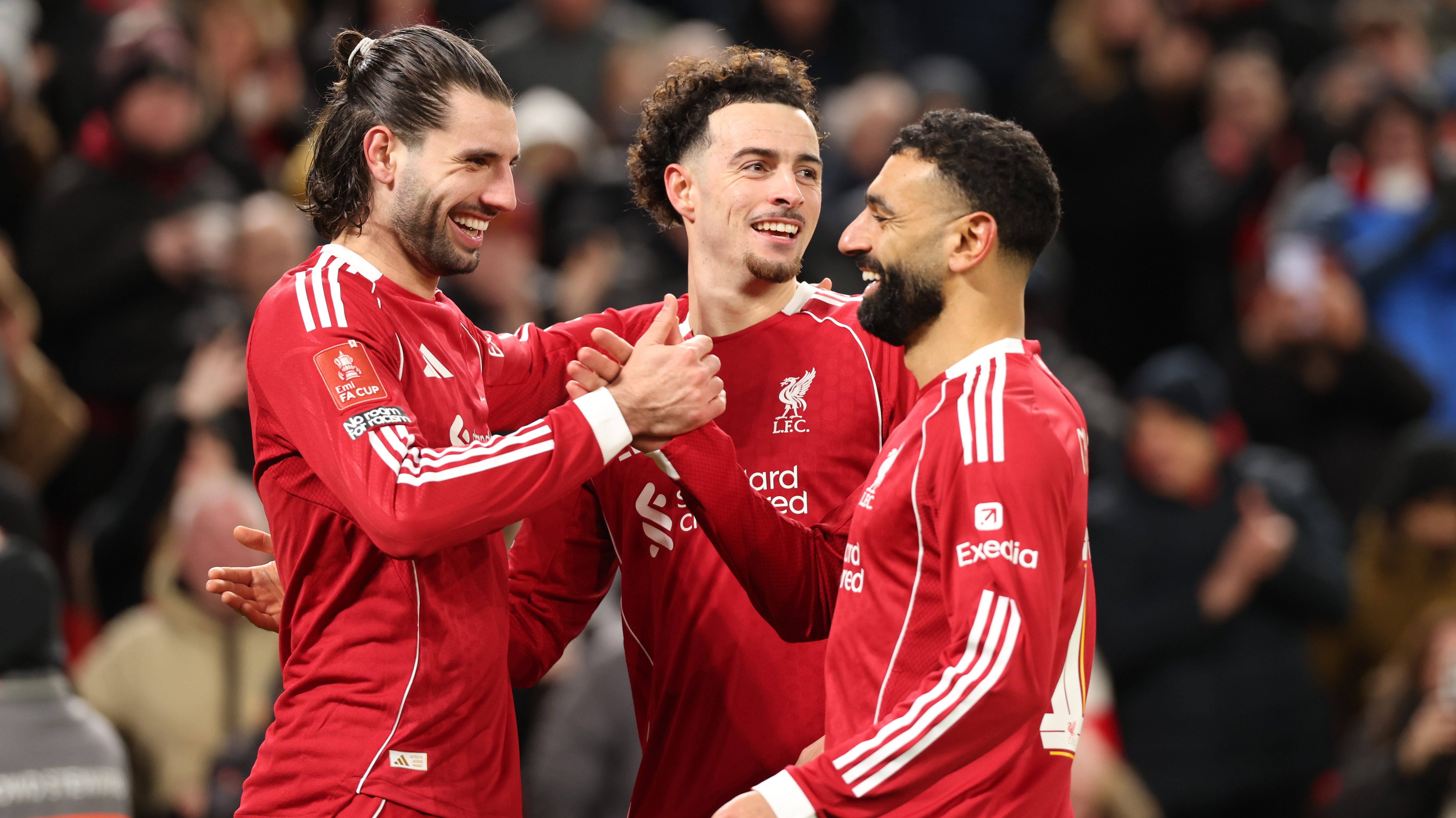 Liverpooli gólöröm, Szoboszlai, Jones és Szalah ünnepel.