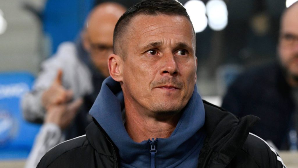 Budapest, 2025. április 3. Pető Tamás, a Fehérvár vezetőedzője a labdarúgó MOL Magyar Kupa negyeddöntőjében játszott MTK Budapest - Fehérvár FC mérkőzésen az Új Hidegkuti Nándor Stadionban 2025. április 3-án. MTI/Purger Tamás