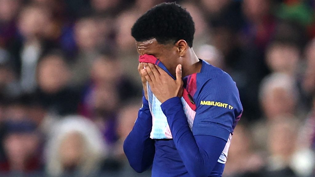 Baldé reakciója az Atlético Madrid elleni Király Kupa-meccsen a sérülésére.