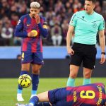 Robert Lewandowski szemüregtörés barcelona