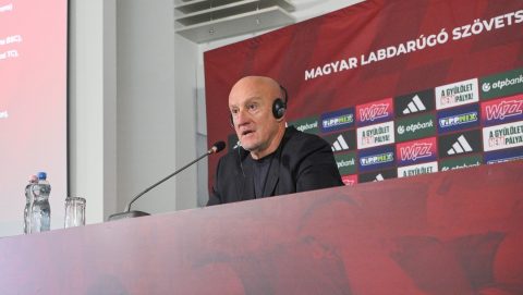 Marco Rossi szövetségi kapitány a márciusban sorra kerülő, a szlovénok és a görögök elleni felkészülési mérkőzésre készülő magyar labdarúgó-válogatott keretének kihirdetésén az MLSZ Telki Edzőközpontjában .