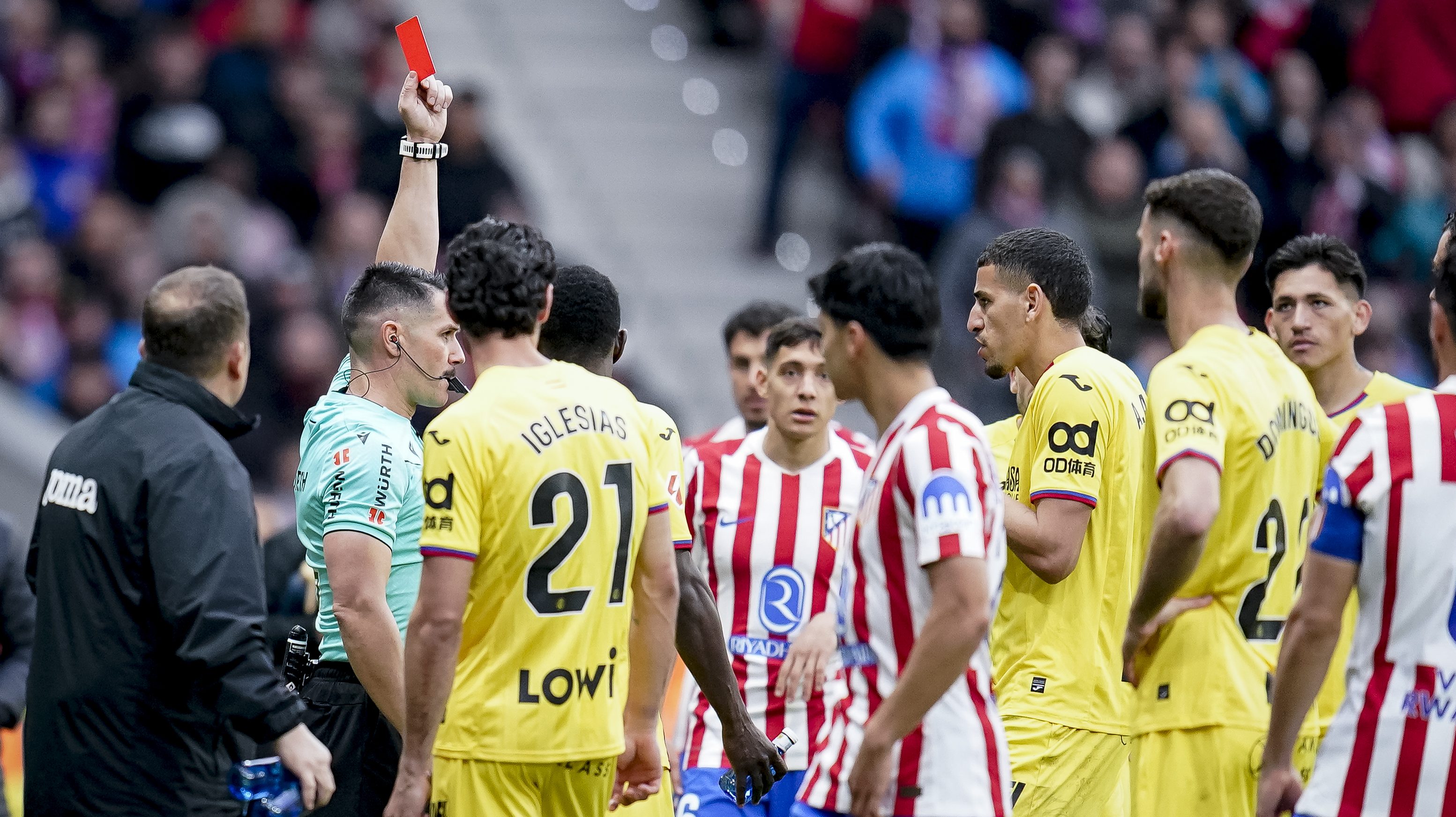 Abdel Abqar piros lapot kapott az Atlético Madrid-Getafe mérkőzésen.