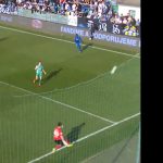 Cseh focikapus erkélyre berúgott labda