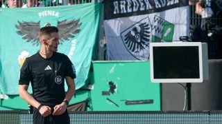 Kihúzták a VAR-monitort a konnektorból Németországban.