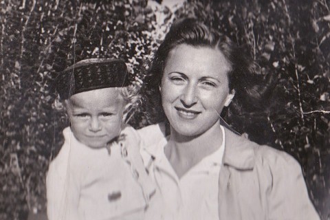 Kapuszta-heaven, nagymama, videó (Array)